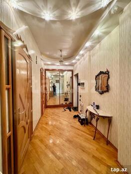 4-otaqlı yeni tikili, H.Cavid pr., 220 m²