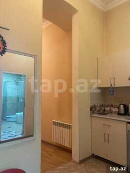 2-otaqlı mənzil kirayə verilir, İçərişəhər m., 66 m²