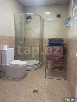 2-otaqlı mənzil kirayə verilir, İçərişəhər m., 66 m²