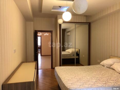 3-otaqlı yeni tikili kirayə verilir, Üzeyir Hacıbəyli küç., 190 m²