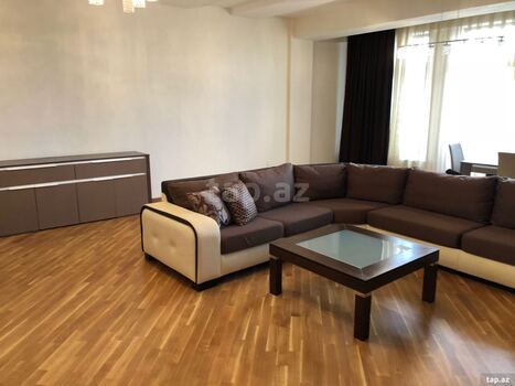 3-otaqlı yeni tikili kirayə verilir, Üzeyir Hacıbəyli küç., 190 m²