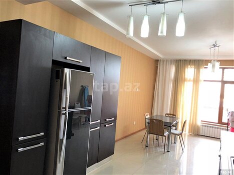 3-otaqlı yeni tikili kirayə verilir, Üzeyir Hacıbəyli küç., 190 m²