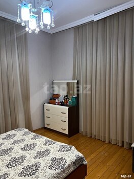 Həyət evi, Babək pr.