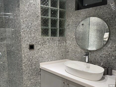 2-otaqlı mənzil kirayə verilir, Sahil m., 50 m²