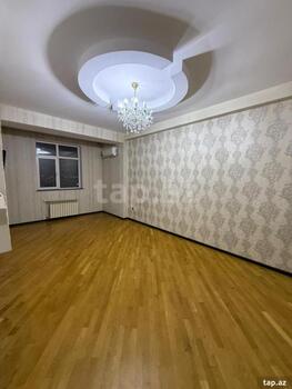 3-otaqlı yeni tikili, M. Xiyabani küç., 85 m²