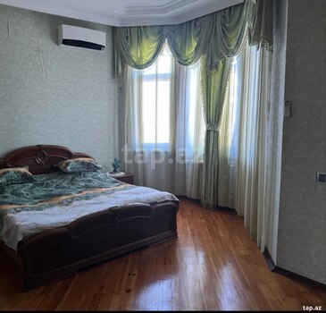 Həyət evi, Corat qəs.