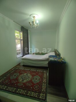 Bağ evi, Şəki ş.