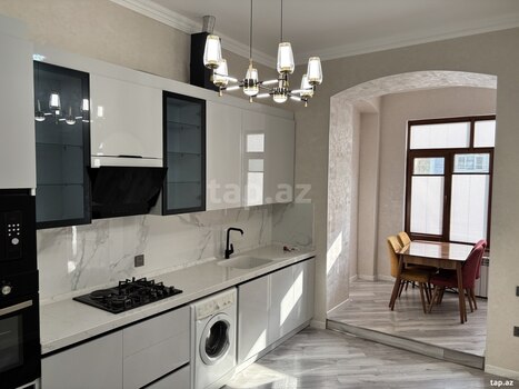 3-otaqlı mənzil, Həsrət Ağamaliyev küç., 164 m²