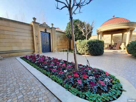 Villa, M.Şərifli küç.