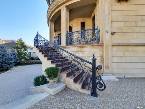 Villa, M.Şərifli küç.