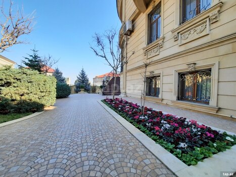 Villa, M.Şərifli küç.
