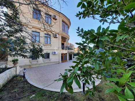 Villa, M.Şərifli küç.