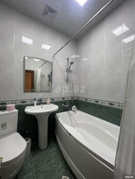 3-otaqlı mənzil kirayə verilir, A. Cəlilov küç., 100 m²