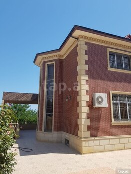 Bağ evi, Novxanı qəs.