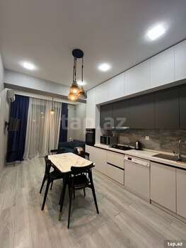 3-otaqlı yeni tikili kirayə verilir, 28 May m., 100 m²