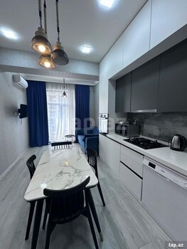 3-otaqlı yeni tikili kirayə verilir, 28 May m., 100 m²