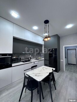 3-otaqlı yeni tikili kirayə verilir, 28 May m., 100 m²