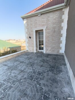 Bağ evi, Yeni Saray qəs.