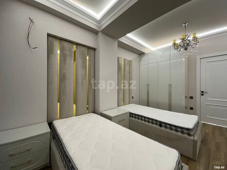 4-otaqlı yeni tikili, Ağa Neymətulla küç., 144 m²