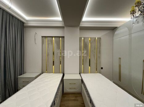 4-otaqlı yeni tikili, Ağa Neymətulla küç., 144 m²