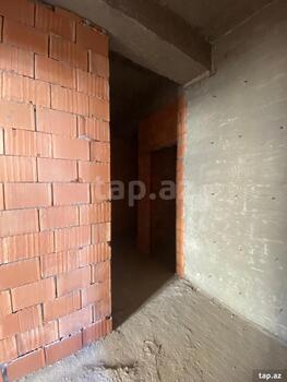 2-otaqlı yeni tikili, Moskva pr., 77 m²