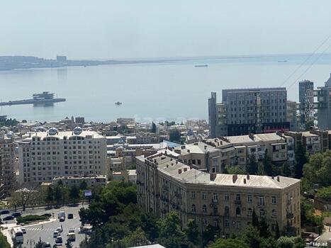 4-otaqlı yeni tikili, İsmayıl bəy Qutqaşınlı küç., 180 m²