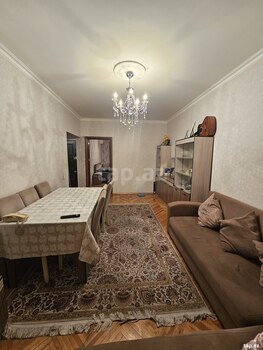 2-otaqlı mənzil, İbrahim Paşa Dadaşov küç., 75 m²