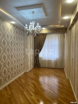 4-otaqlı yeni tikili, Moskva pr., 140 m²