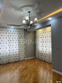 4-otaqlı yeni tikili, Moskva pr., 140 m²