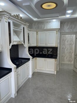 4-otaqlı yeni tikili, Moskva pr., 140 m²