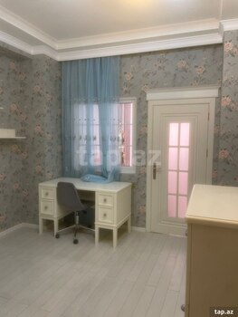 4-otaqlı yeni tikili, İnqlab küç., 191 m²