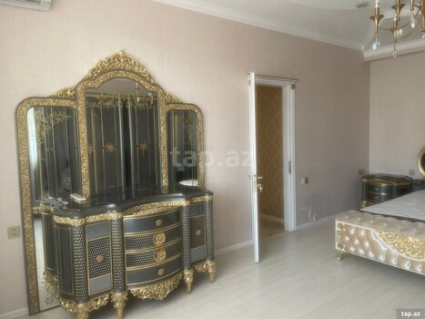4-otaqlı yeni tikili, İnqlab küç., 191 m²