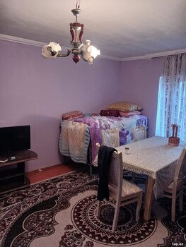 Həyət evi, Oğuz r.