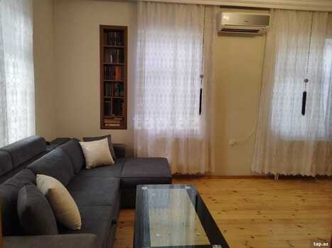 Həyət evi, Corat bağları.