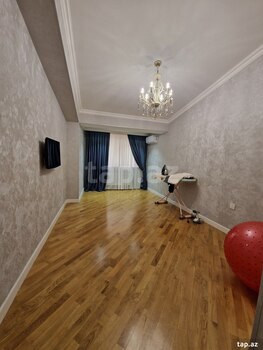 5-otaqlı yeni tikili, Sumqayıt ş., 250 m²