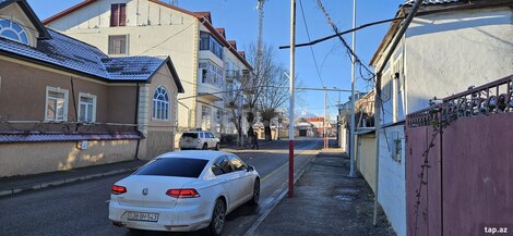 Дом, г. Гусар
