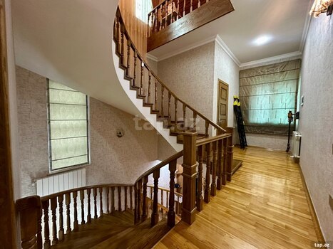 Villa, R.Rüstəmov küç.