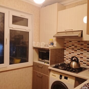 2-otaqlı mənzil kirayə verilir, S.Rüstəm küç., 60 m²