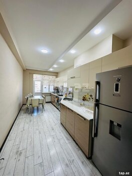 3-otaqlı yeni tikili, Nizami r., 133 m²