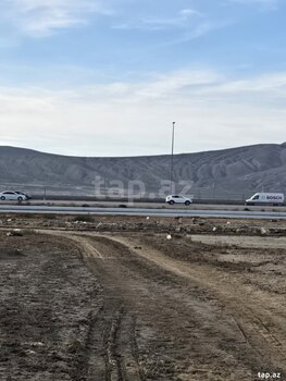 8 sot torpaq sahəsi, Qaradağ r.