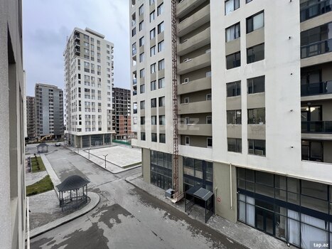 4-otaqlı yeni tikili, 7-ci mkr., 146.7 m²