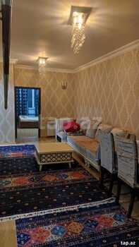 2-otaqlı mənzil, Hüseyn Seyidzadə küç., 80 m²