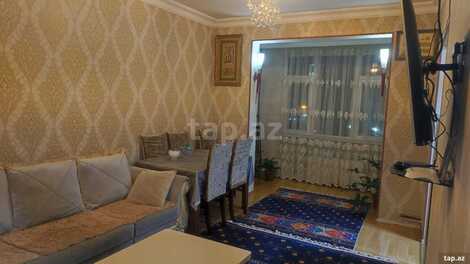 2-otaqlı mənzil, Hüseyn Seyidzadə küç., 80 m²