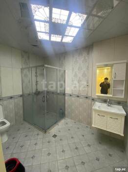 2-otaqlı yeni tikili, Moskva pr. 3168, 77 m²