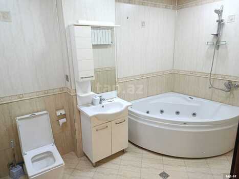 4-otaqlı yeni tikili, Sumqayıt ş., 163 m²