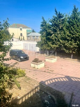 Bağ evi, Novxanı qəs.