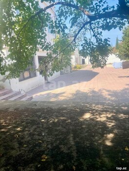 Bağ evi, Novxanı qəs.