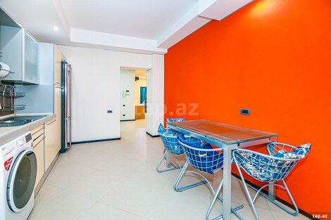3-otaqlı yeni tikili kirayə verilir, 28 May m., 130 m²