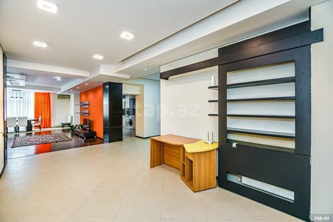 3-otaqlı yeni tikili kirayə verilir, 28 May m., 130 m²
