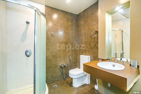 3-otaqlı yeni tikili kirayə verilir, 28 May m., 130 m²